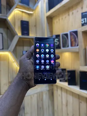 Sony Xperia XZ2 64 GB Silver