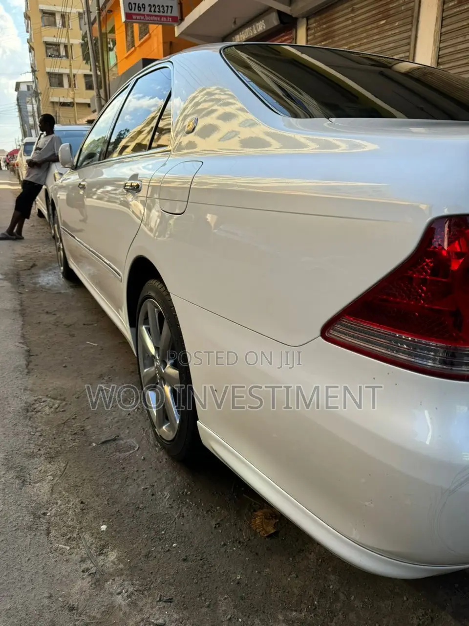 Toyota Crown Royale 2005 White