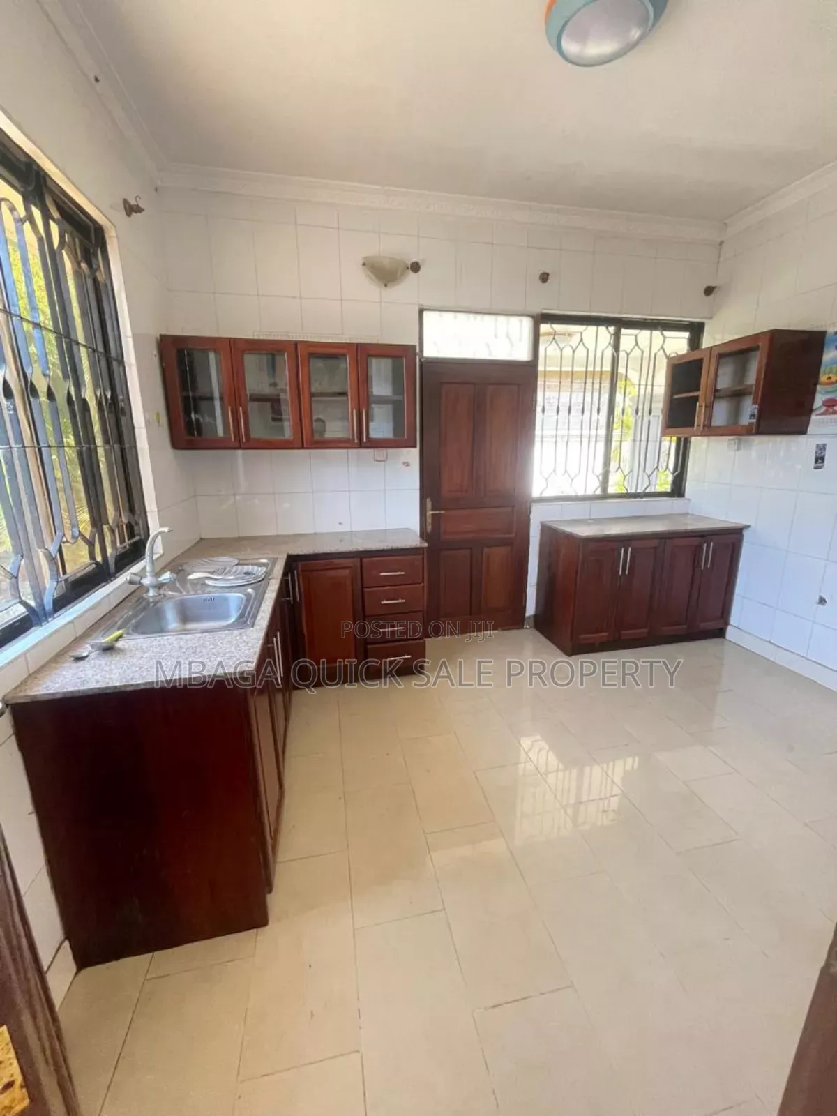 3bdrm House in Bahari Beach, Kunduchi for rent