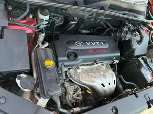 Toyota Vanguard 2009 Red
