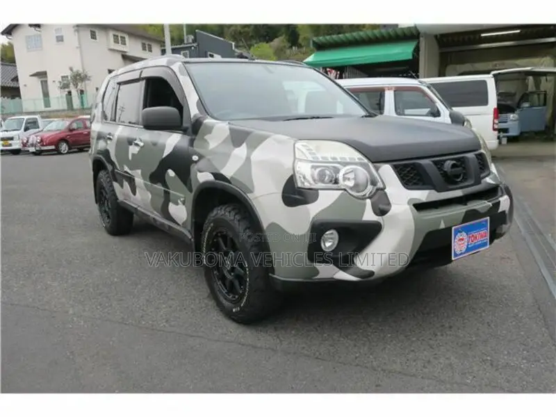 Nissan X-Trail 2011 Green