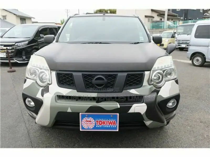 Nissan X-Trail 2011 Green