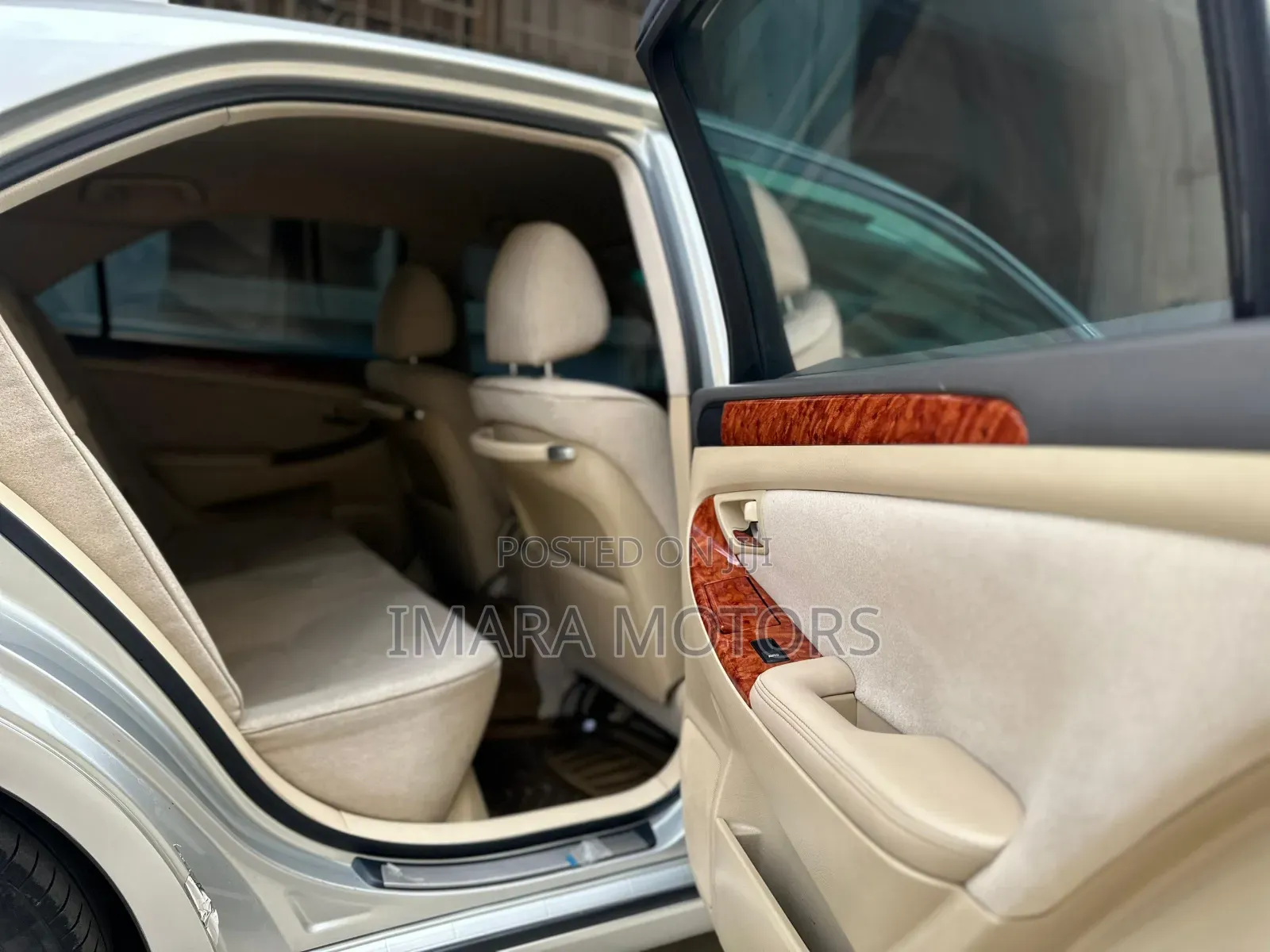 Toyota Crown 2006 Silver