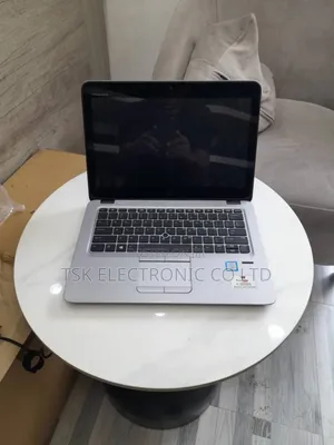 Laptop HP EliteBook 820 G4 8GB Intel Core I5 SSD 256GB