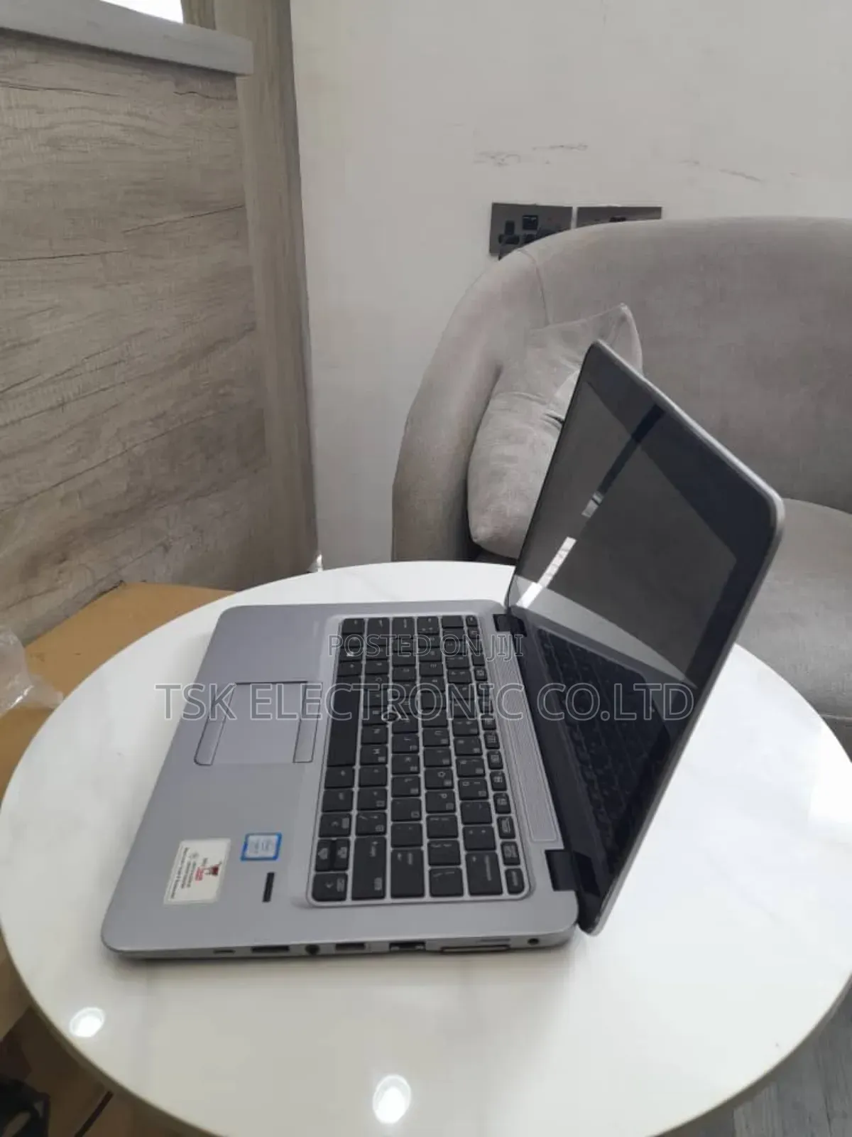 Laptop HP EliteBook 820 G4 8GB Intel Core I5 SSD 256GB