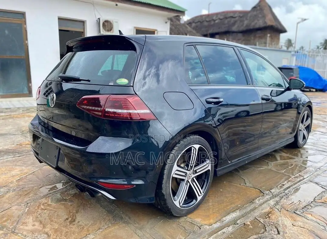 Volkswagen Golf 2014 Black