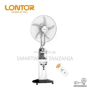Home Fan With Water Mist Spray Indoor Vertical Floor Fan