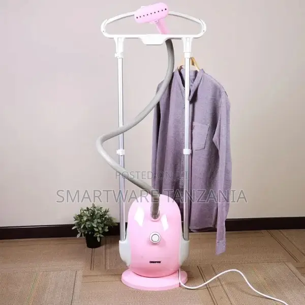 Garment Steamer, Heats In 45secs, 1.6L Water Tank For 46mins