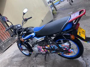 TVS HLX 125 2024 Black