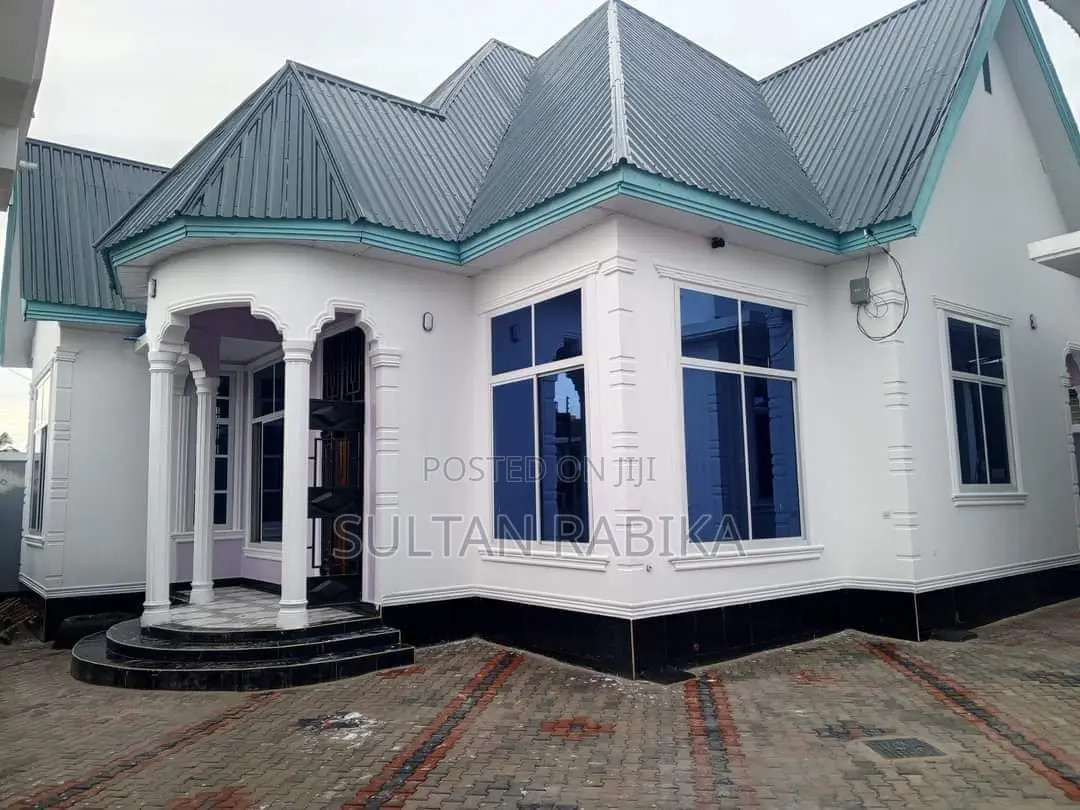 Furnished 4bdrm House in Dar Es Salaam, Chamazi for sale