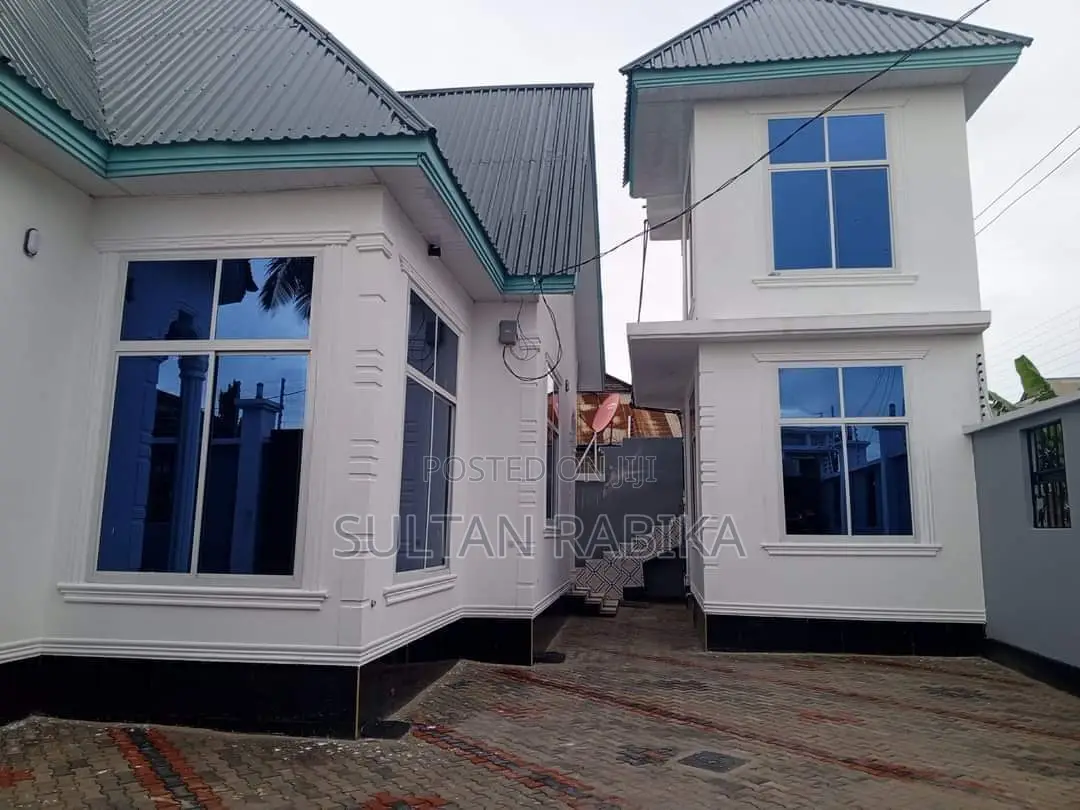 Furnished 4bdrm House in Dar Es Salaam, Chamazi for sale