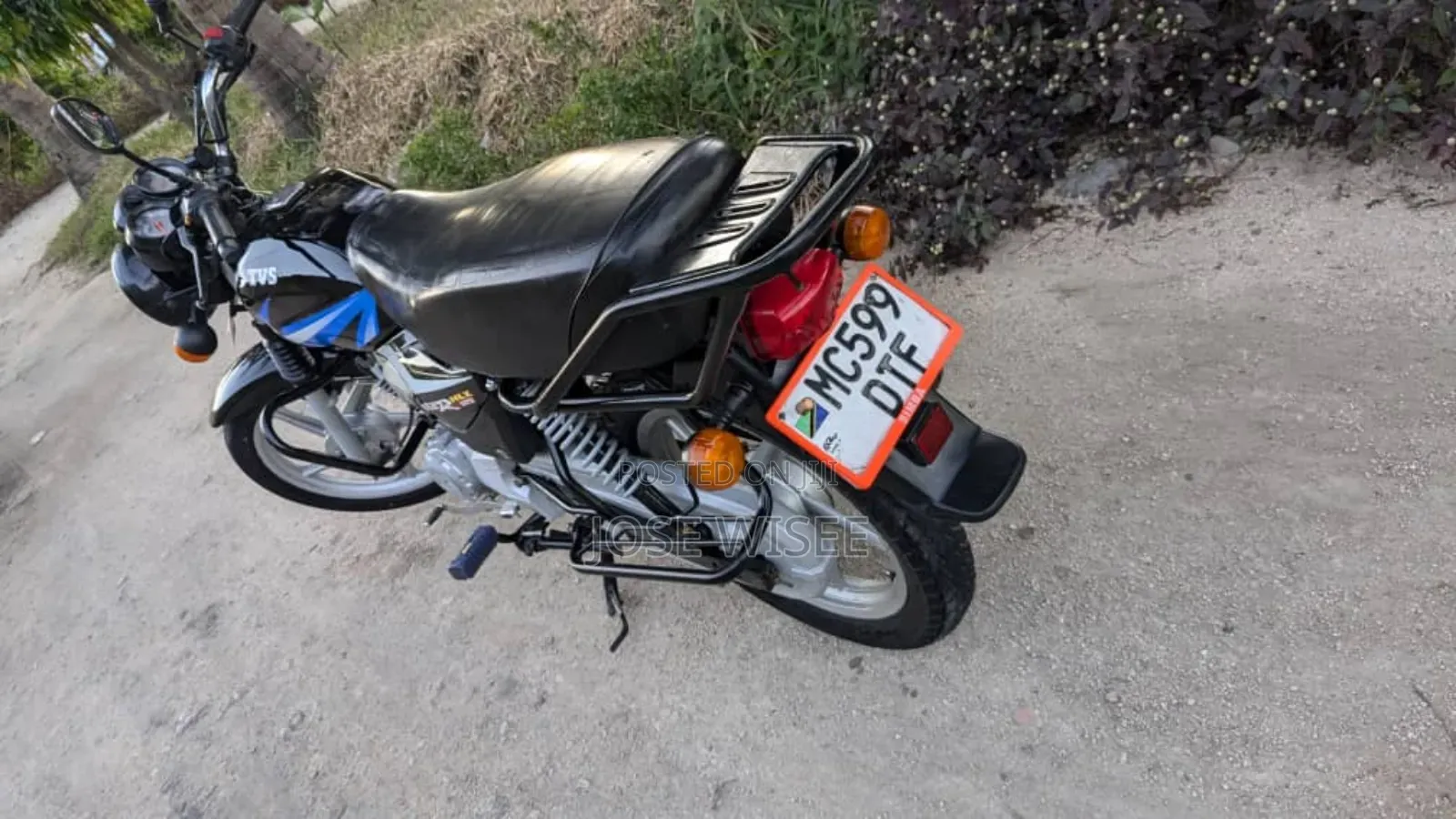 TVS HLX 125 2024 Black