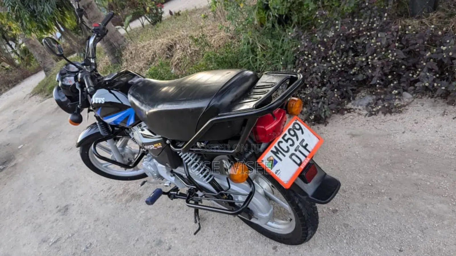 TVS HLX 125 2024 Black
