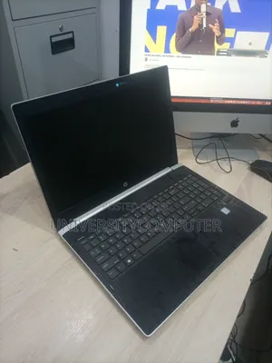 Laptop HP ProBook 445 G9 16GB AMD Ryzen 9 SSD 256GB