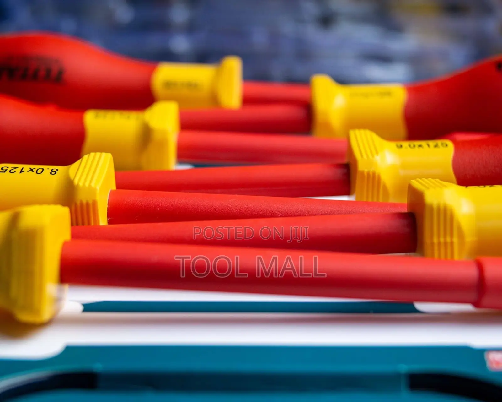 Total Insulated Screwdriver Set