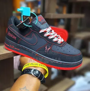 Mens Sneakers Nike Airforce Venom