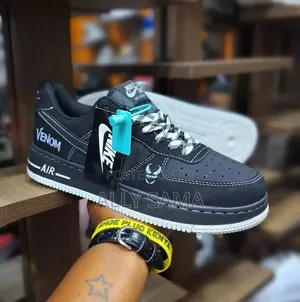Mens Sneakers Nike Airforce Venom