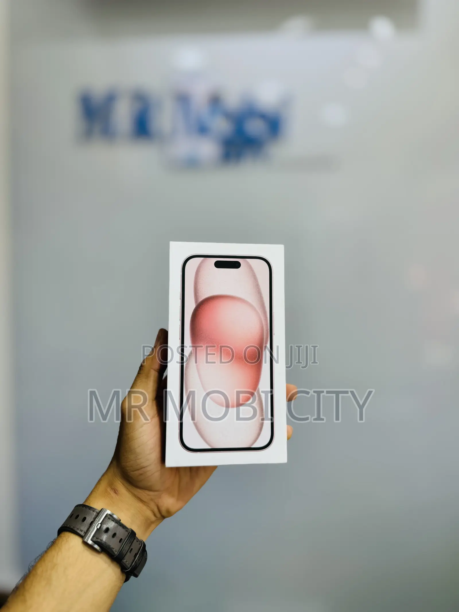 New Apple iPhone 15 128 GB Pink