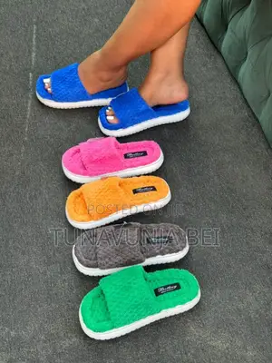 Sandal Nzuri Za Kike