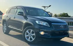 Photo - Toyota Vanguard 2012 Black