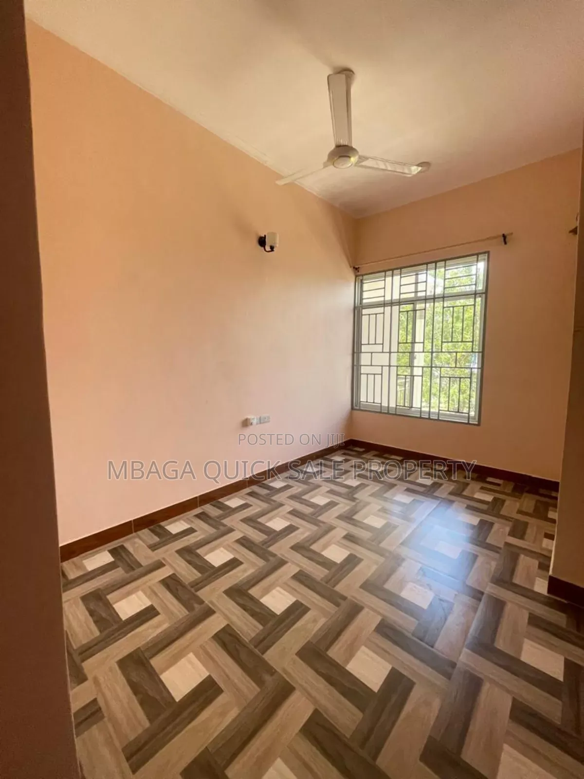 4bdrm Apartment in Ununio Beach, Kunduchi for rent
