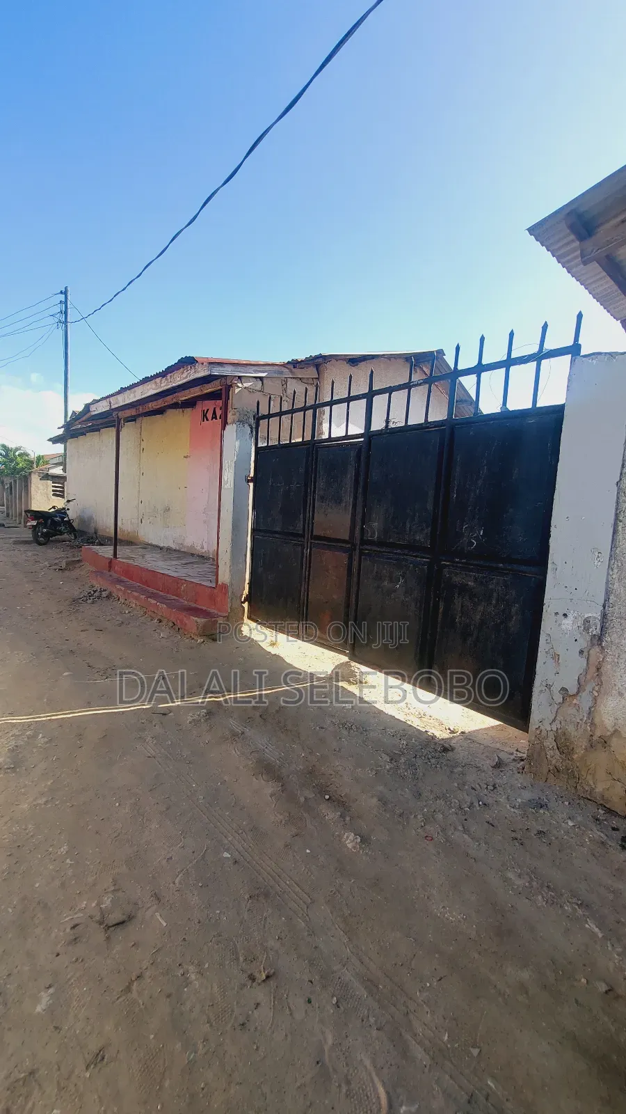 9bdrm House in Salasala, Kinondoni for sale