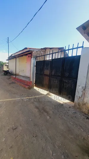 9bdrm House in Salasala, Kinondoni for sale