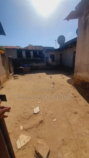 9bdrm House in Salasala, Kinondoni for sale