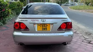 Toyota Crown Royale 2005 Silver