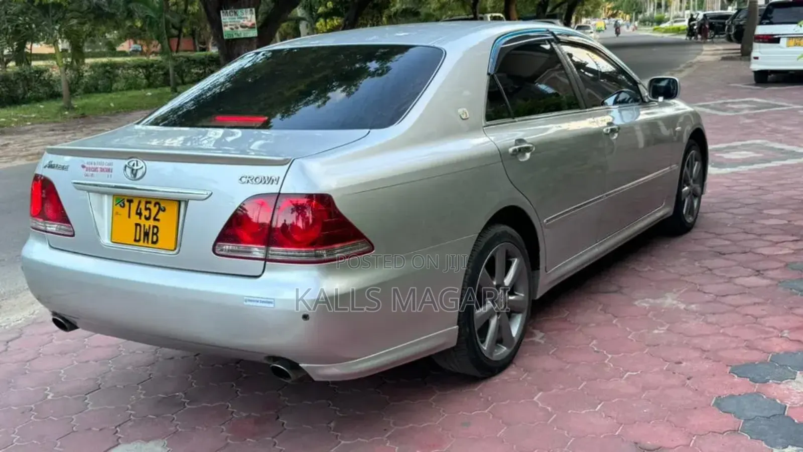 Toyota Crown Royale 2005 Silver