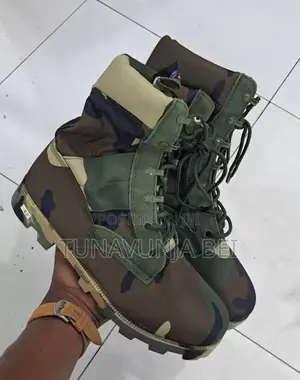 Boots Kali Za Kiume