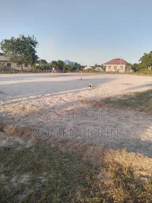 Viwanja Vya Mita 13/13 Vinauzwa Ml 3 Bombambili Njia Nne.