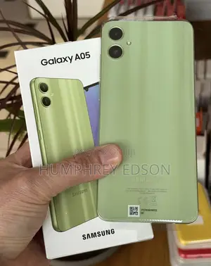 New Samsung Galaxy A05 64 GB Green