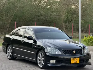 Photo - Toyota Crown 2006 Black
