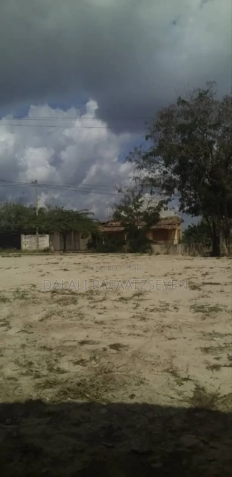 Eneo Kwaajili Ya Kuweka Biashara Linapangishwa Lipo Mivumoni