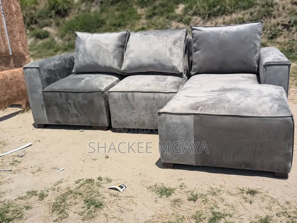 L Shape Sofa Watu 4
