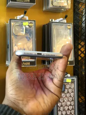 Apple iPhone 11 64 GB Purple