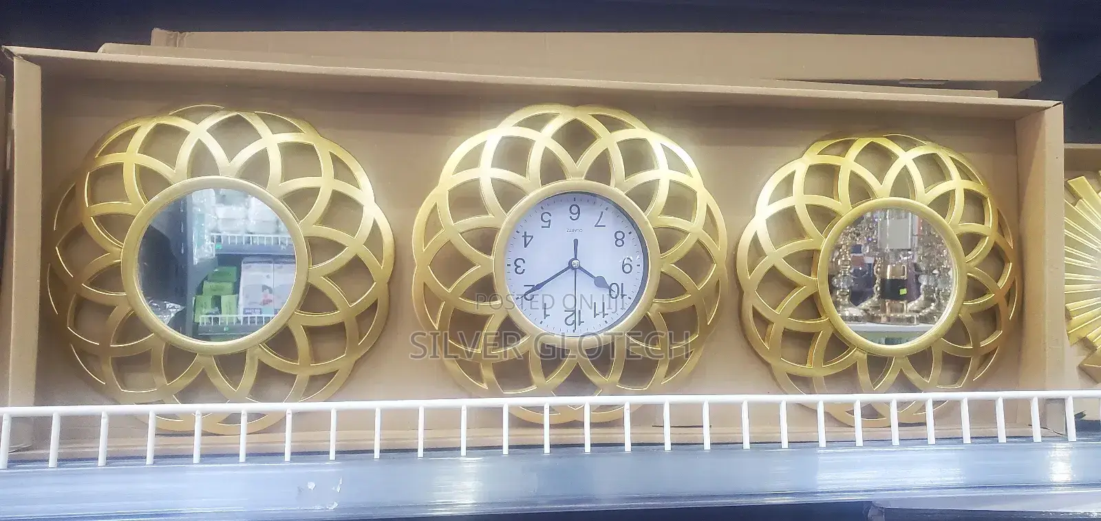 Wall Clock With Two Mirror