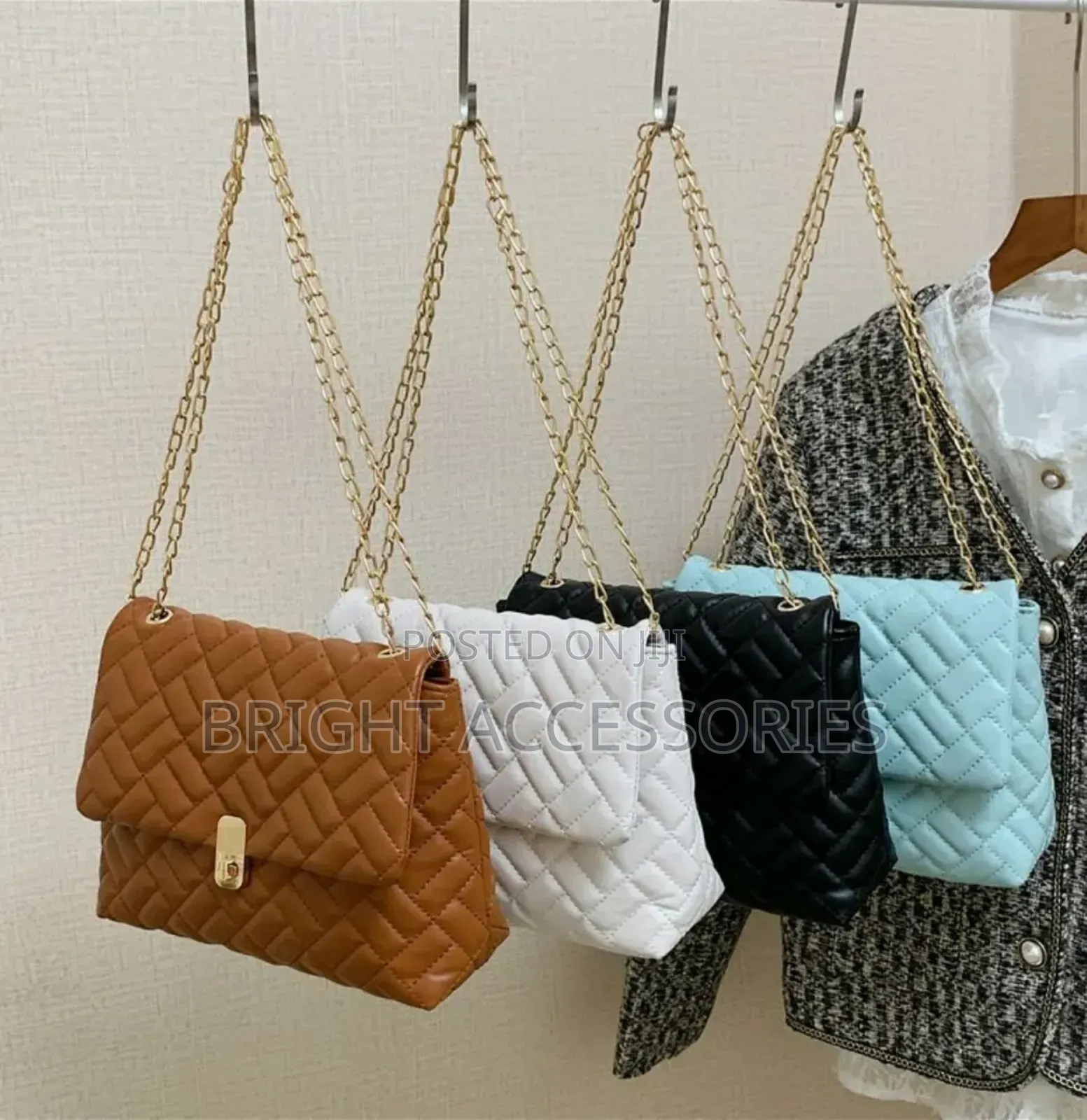 Pochi/ Handbags