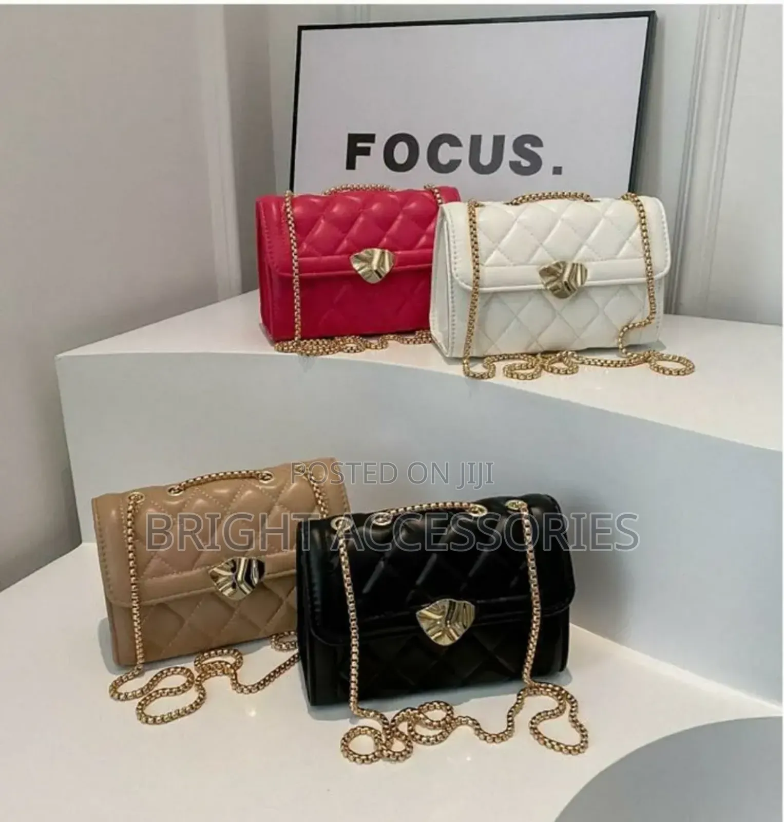 Pochi/ Handbags