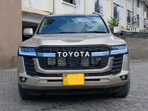 Toyota Land Cruiser 2010
