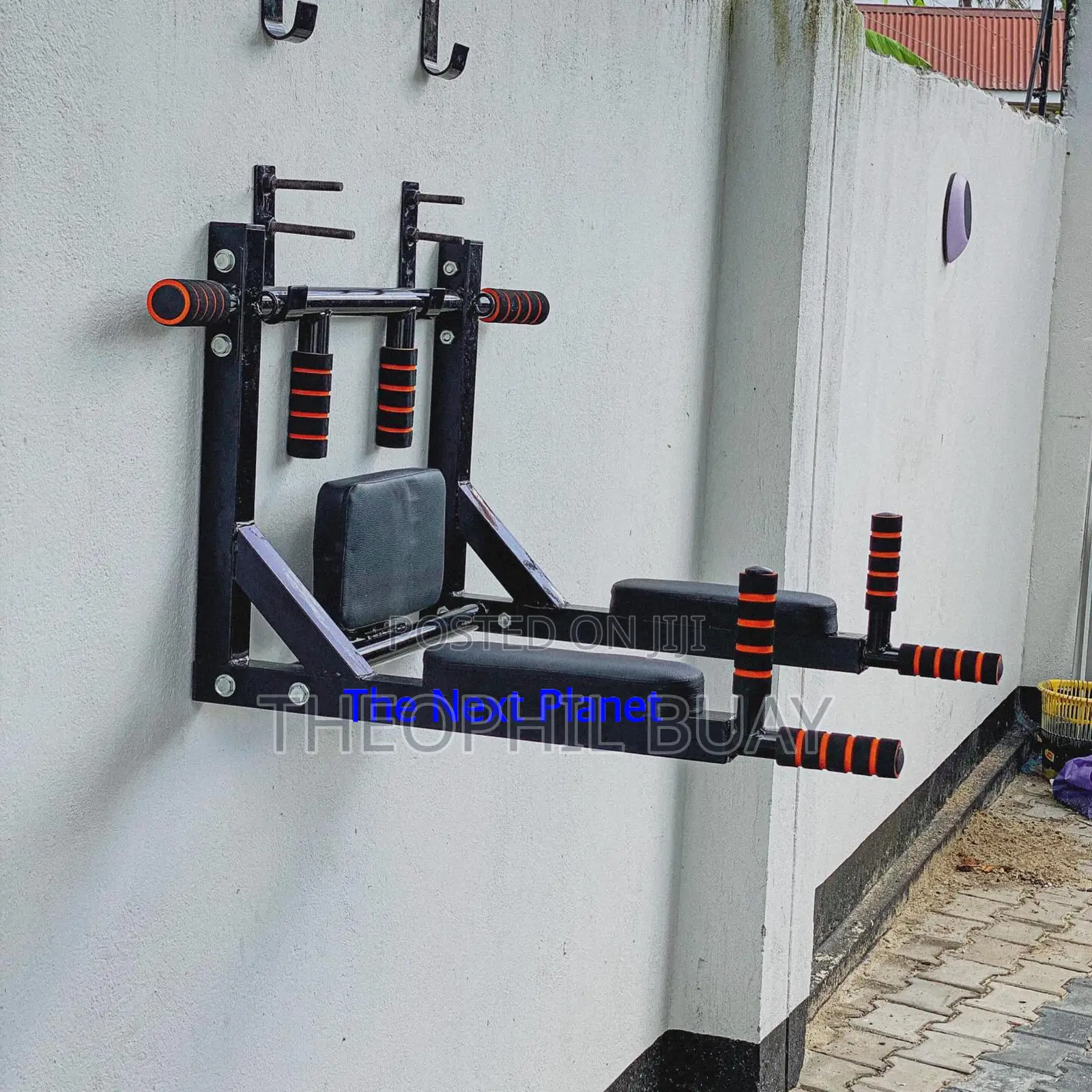 Heavy Duty Wall Mounted Station