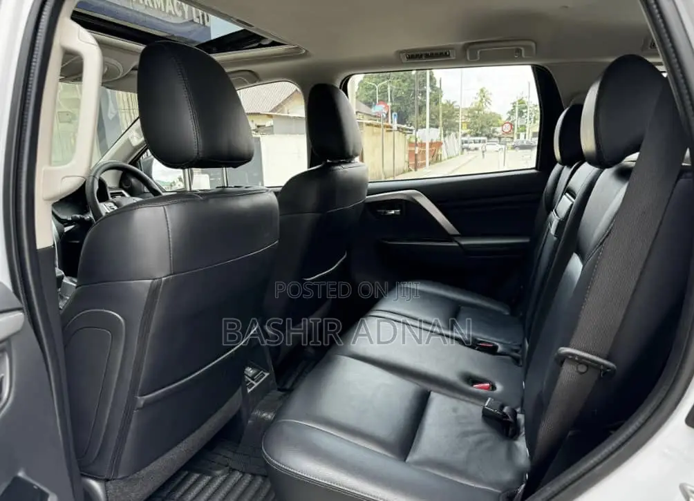Mitsubishi Pajero 2021 White