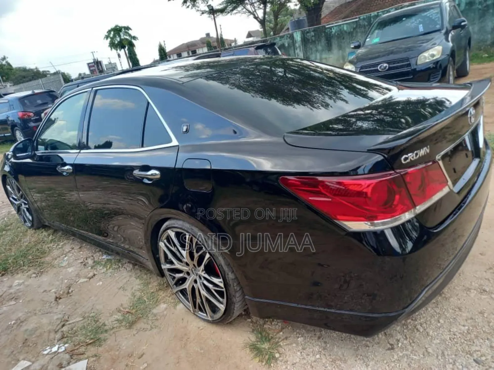 Toyota Crown 2013 Black