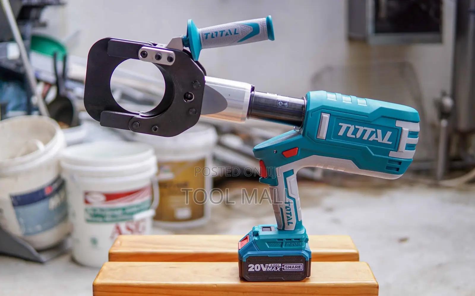 Total Cordless Cable Cutter TRCLI2002