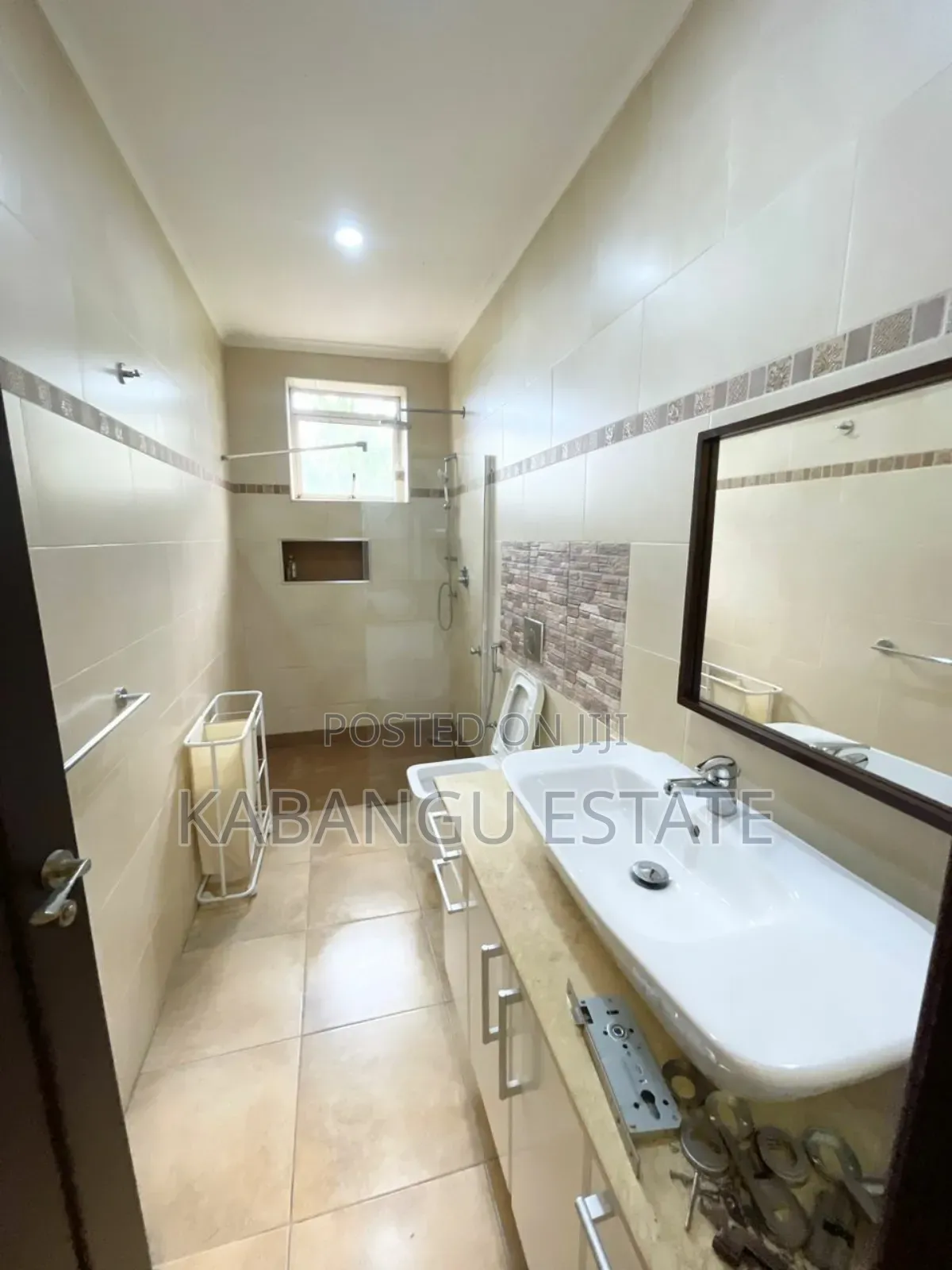 Furnished 3bdrm Apartment in Kawebeach, Mikocheni for rent
