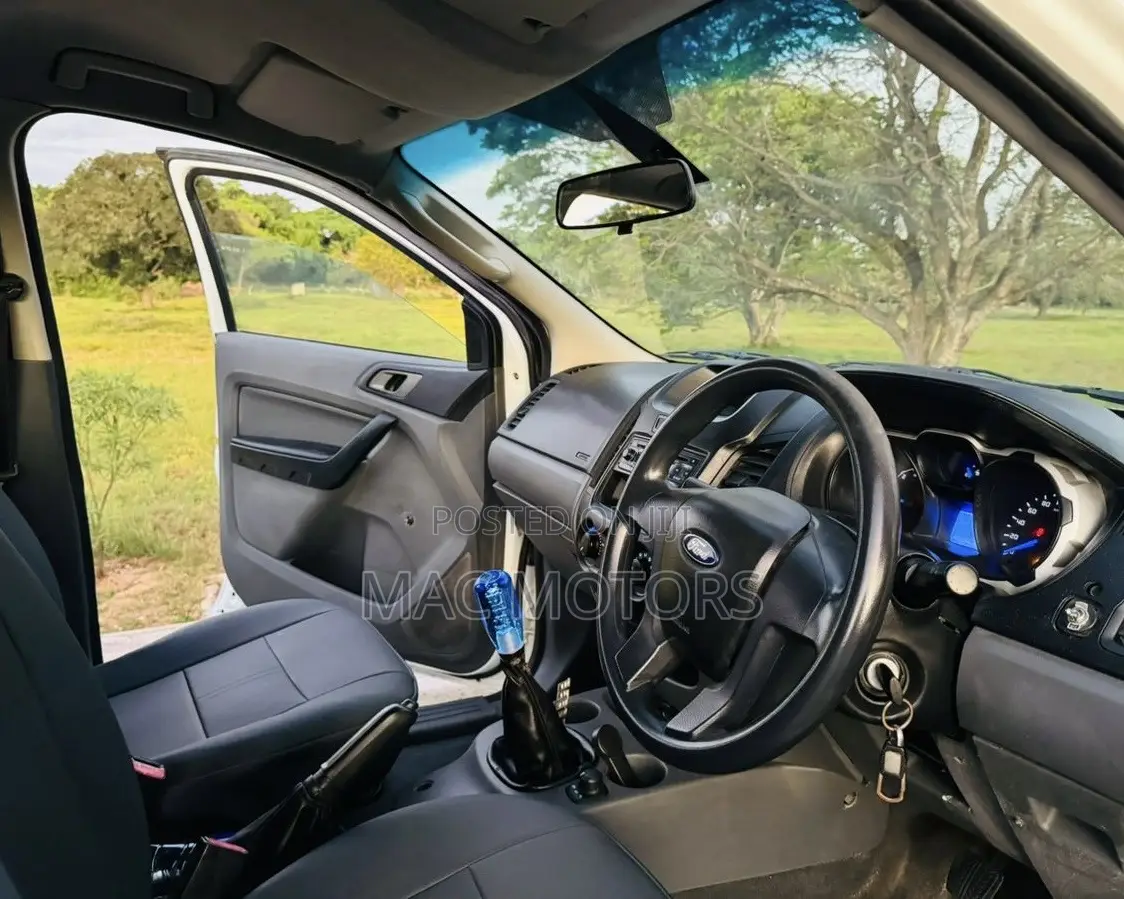 Ford Ranger 2012 White