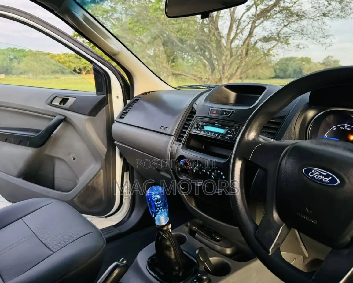 Ford Ranger 2012 White