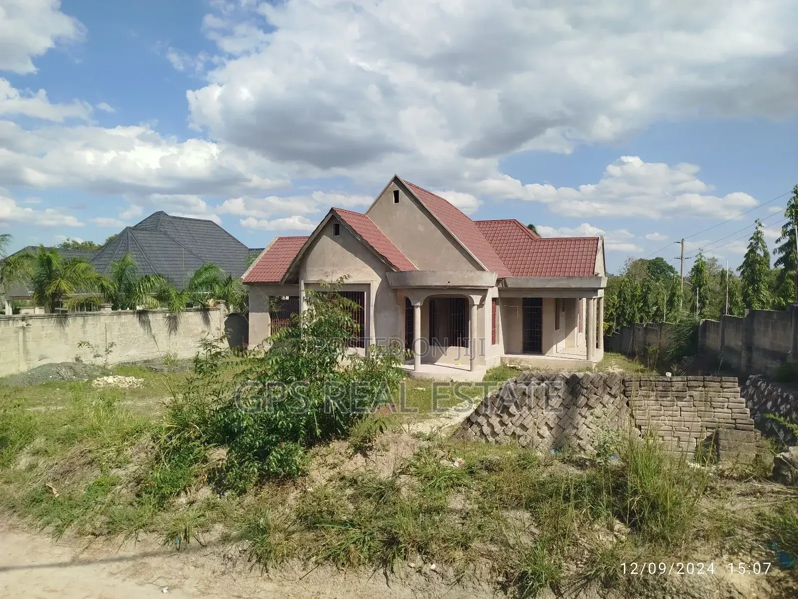 3bdrm House in Mbezi Mwisho, Kinondoni for sale