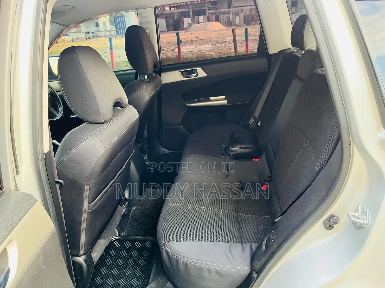 Subaru Forester 2010 Silver